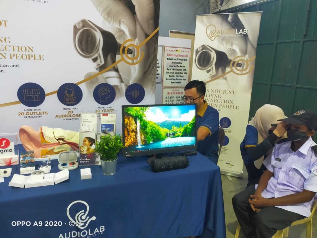 Hearing Screening Audiolab Hearing and Lions Club Seremban in SJK (C) Chung Hua, Rantau, Negeri Sembilan